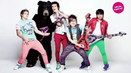 Nunca devemos julgar as pessoas que amamos. O amor que não é cego, não é amor